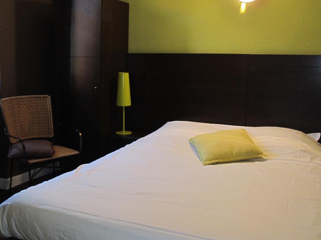 Logis Deshors-foujanet Hotel Chamboulive
